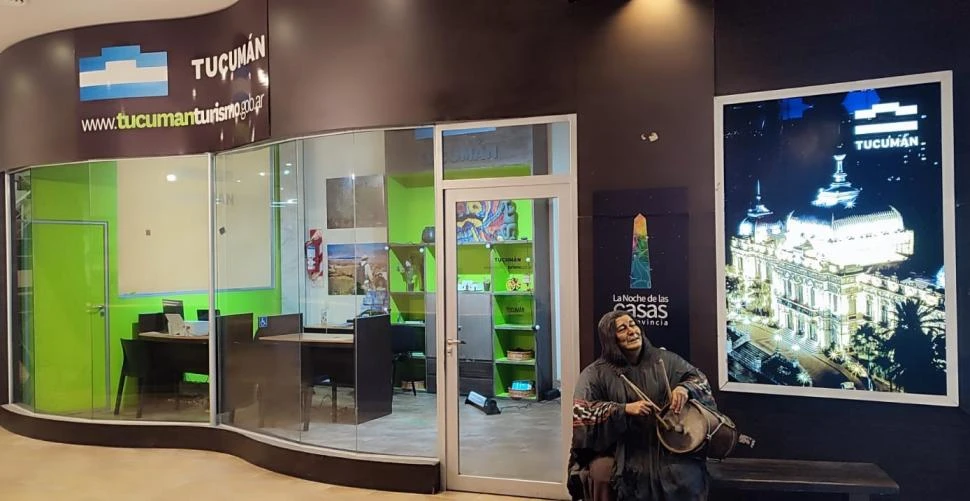 El gobernador sin casa