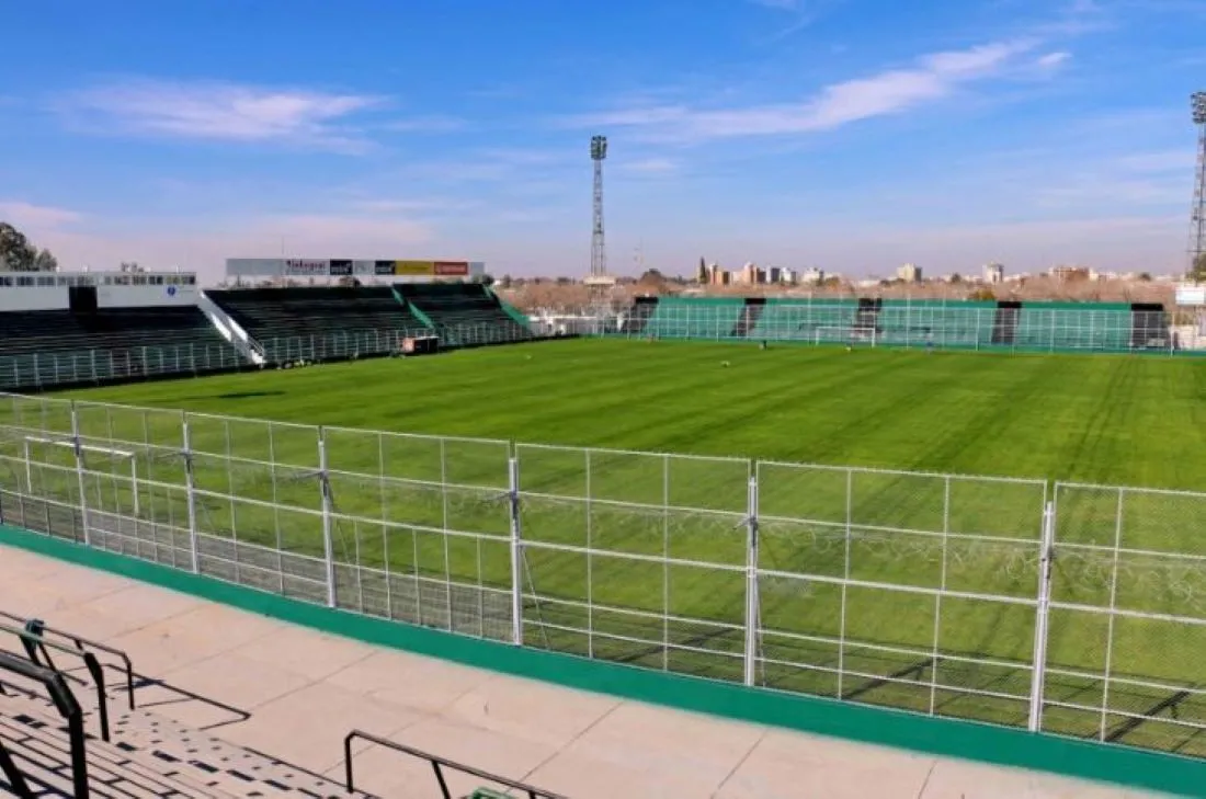 CON APOYO. River Plate, con seguidores en todas partes del mundo, tendrá la posibilidad de contar con su gente en condición de visitante, práctica casi extinta en el fútbol argentino. El estadio sanjuanino se prepara. 