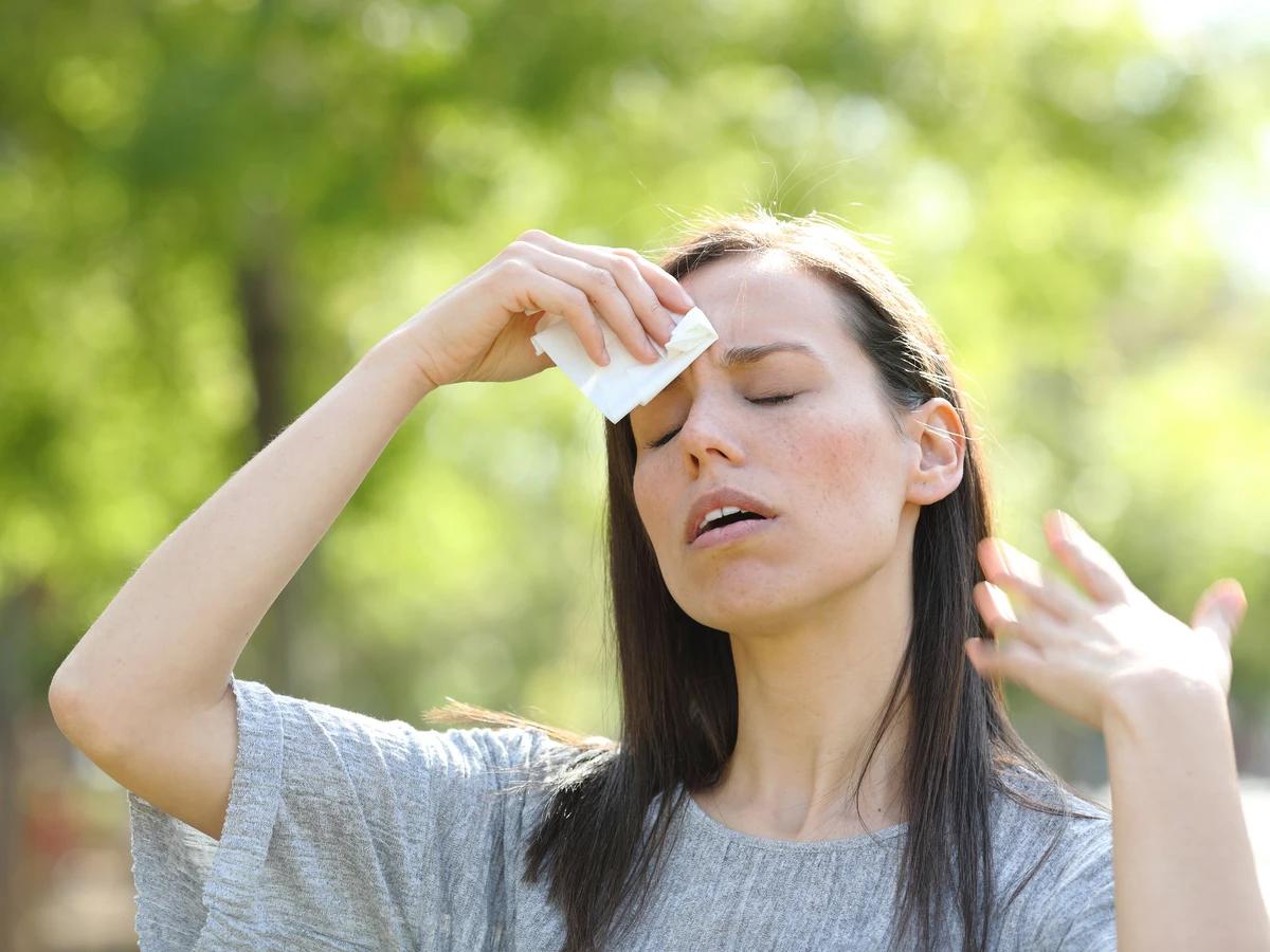 ¿Cómo prevenir el golpe de calor y cuáles son los riesgos para la salud?