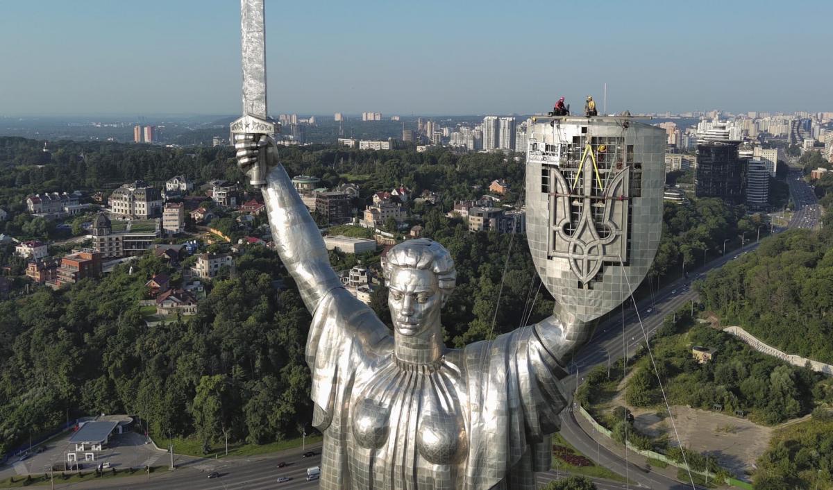 Cuando el acero es arte: las obras que deslumbran al mundo y los casos argentinos