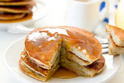 Panqueques sin harinas con solo dos ingredientes: ¿cómo se preparan en tres pasos?