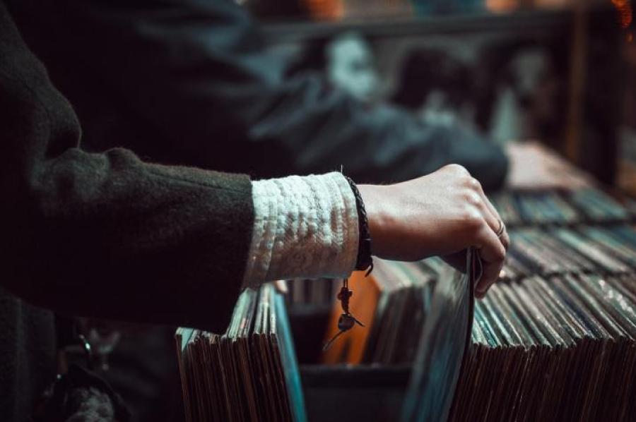 FERIA DE VINILOS. Podrán encontrarse discos, cassettes y CDs retro, además de tecnología de audio y video vintage. / ENTE DE CULTURA TUCUMÁN.