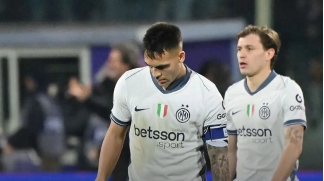 Mal día en la oficina para Lautaro Martínez: Inter perdió, fue goleado, no hizo ni un gol y perdió la oportunidad de ser líder