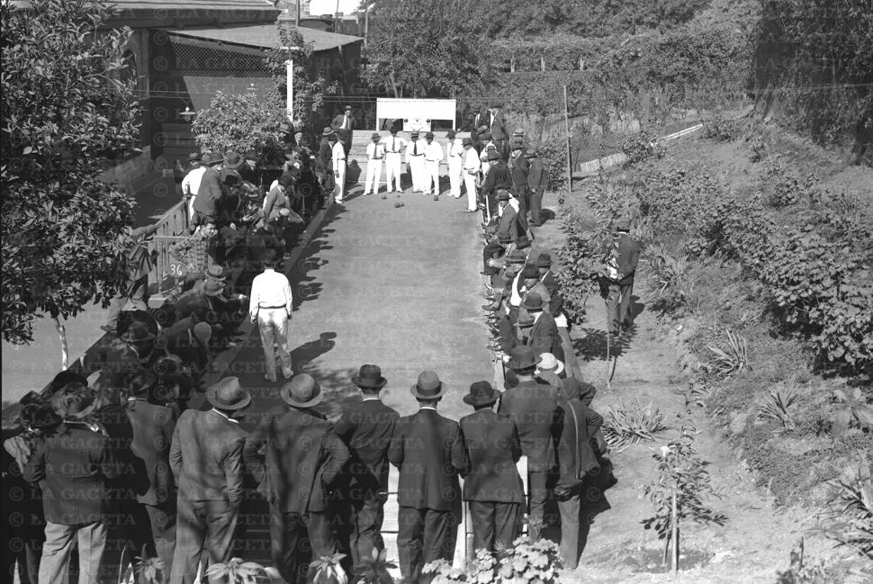 Recuerdos fotográficos: la pasión por las bochas