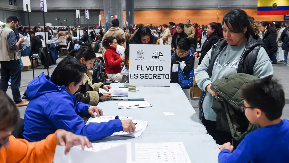 Elecciones en Ecuador: cerraron los comicios presidenciales y se aguardan primeros resultados