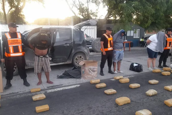 Secuestran más de 120 kilos de marihuana en Tucumán: cuatro detenidos en el operativo