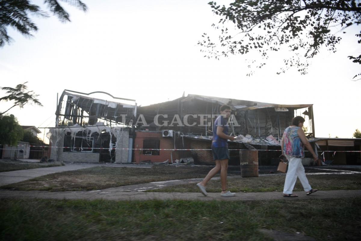 Incendio en Lomas de Tafí: la propiedad quedó inhabitable y deberá ser demolida