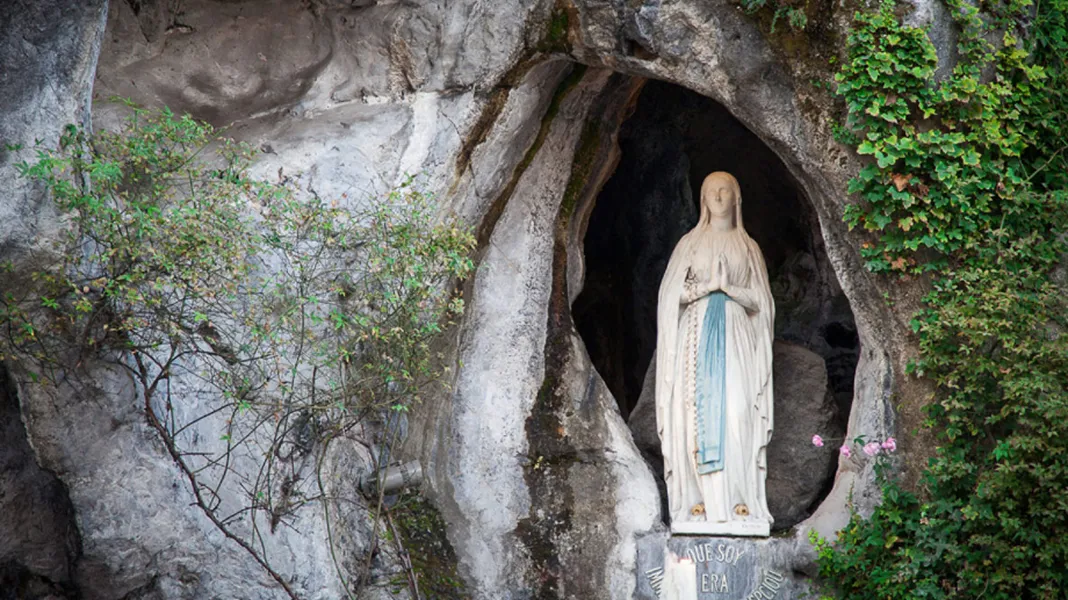 Virgen de Lourdes: cómo es la oración para pedir por la salud de los enfermos