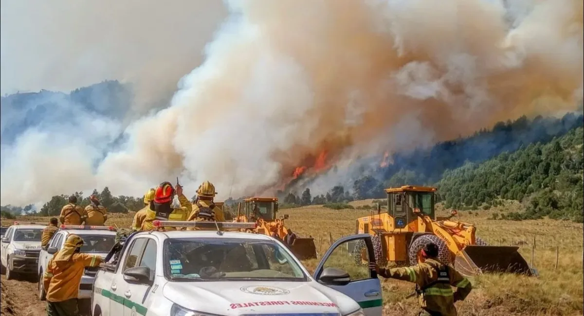 Piden más recursos para combatir el fuego en Valle Magdalena: “La situación es crítica”