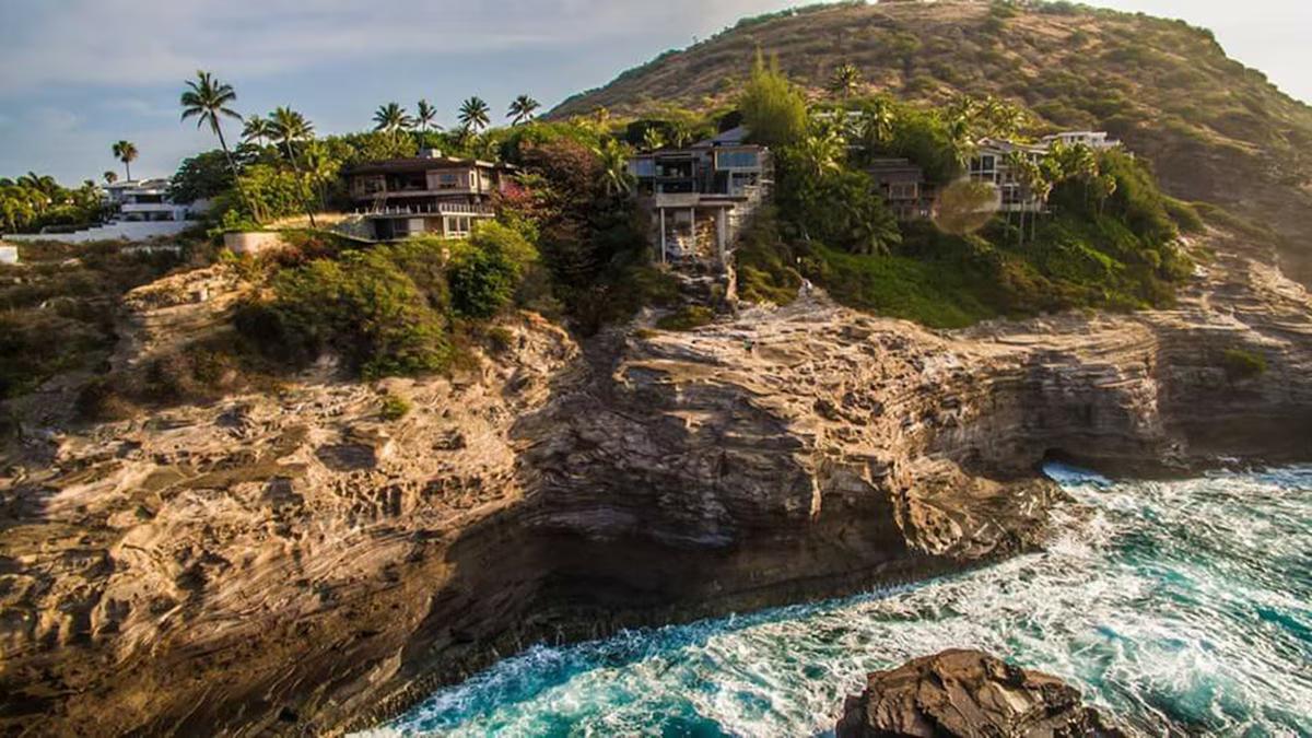 Un turista argentino murió en Hawaii luego de saltar de un acantilado al mar