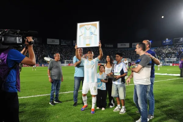 Para enmarcar en un cuadro: Los hinchas de Atlético Tucumán se rindieron a los pies de sus ídolos