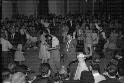 Recuerdos fotográficos: música, maestro