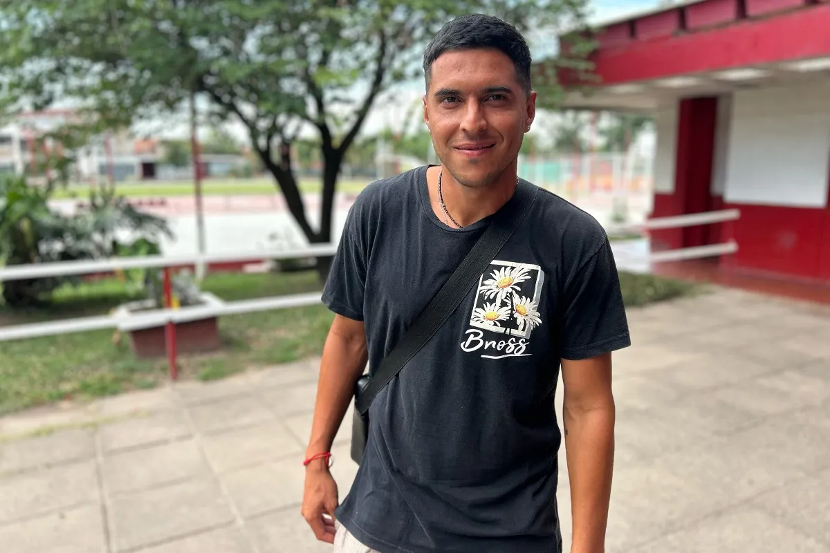 FELIZ. Martín Pino espera devolver la confianza con goles en San Martín de Tucumán.