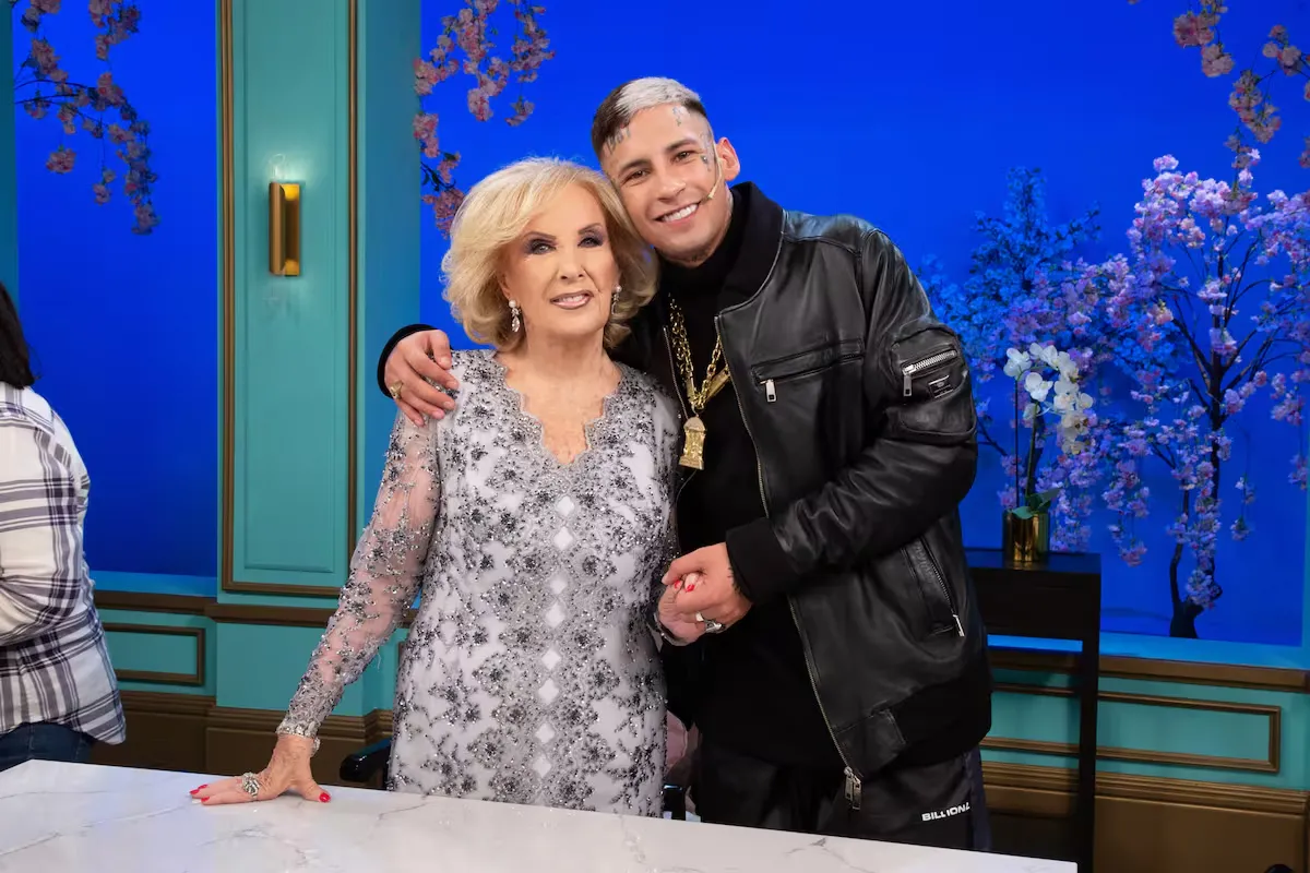 L-Gante estuvo como invitado en la mesa de Mirtha Legrand.