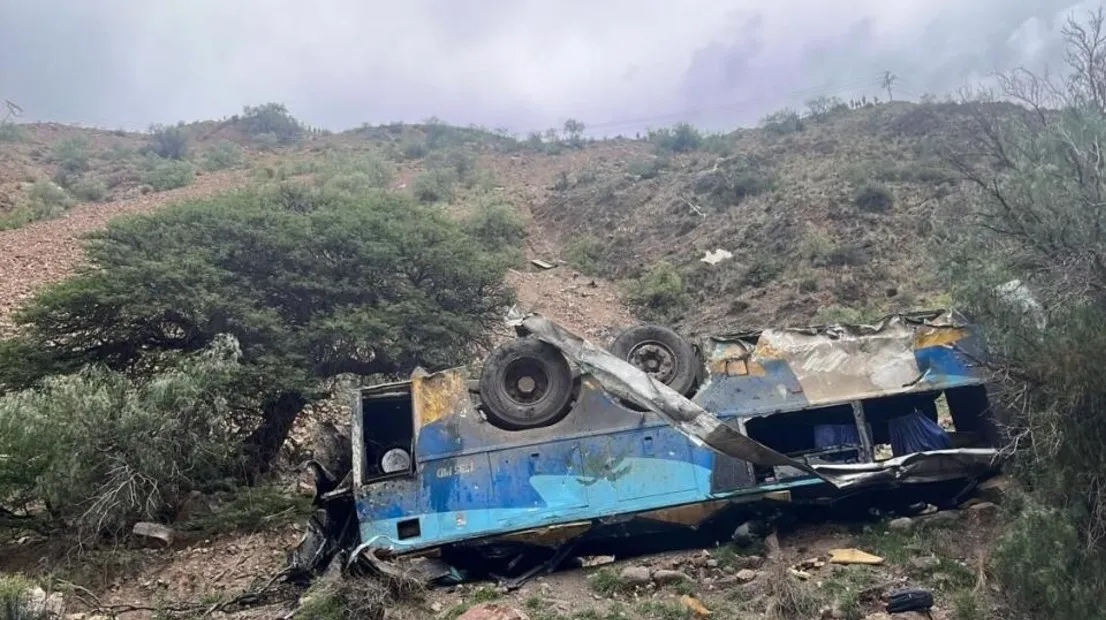 Bolivia: un accidente de ómnibus deja al menos 31 muertos