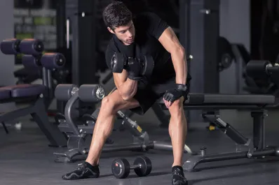 Cómo ganar masa muscular después de los 40 en solo tres semanas: plan de entrenamiento