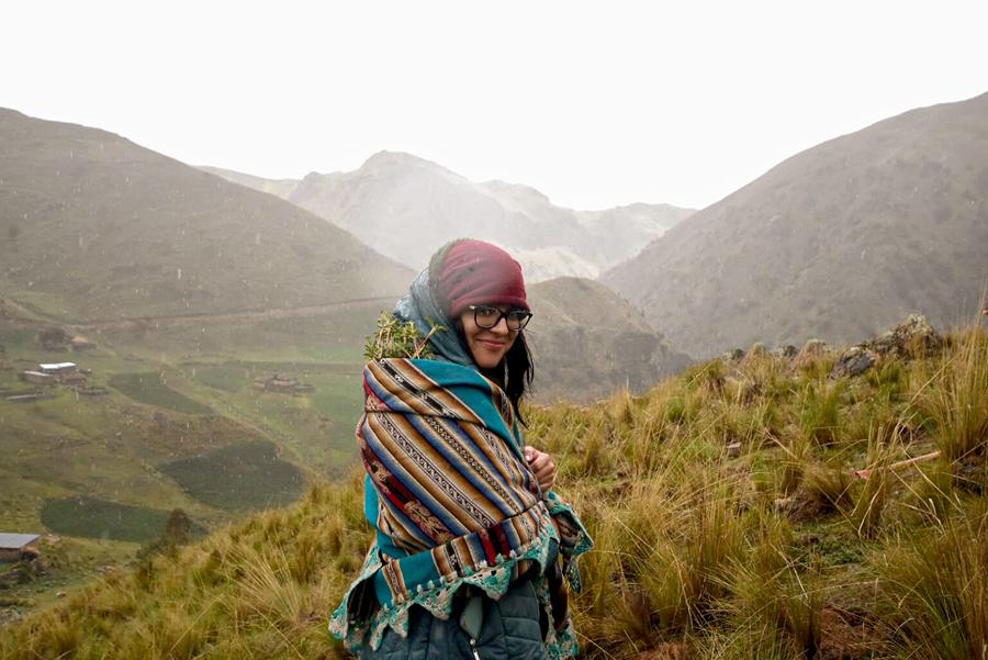 PASANTES. Nicole Andrea Vargas es originaria de Cochabamba, Bolivia. Estudió Comunicación Social en la Universidad Mayor de San Simón (UMSS). Forma parte del grupo de becarias de Mongabay Latam. / MONGABAY