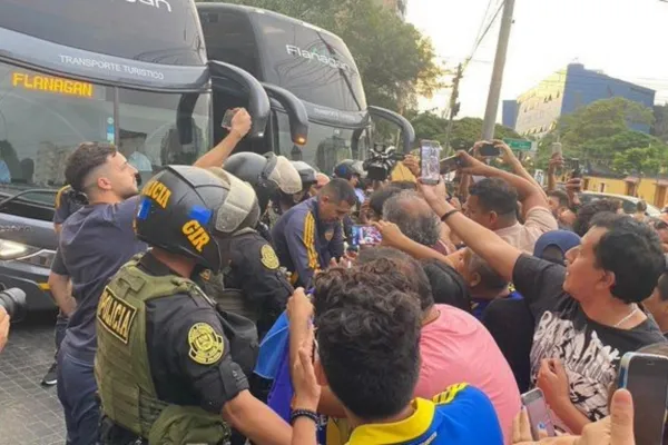 La estrategia de los hinchas de Alianza Lima para perjudicar a Boca en la previa del duelo de Copa Libertadores