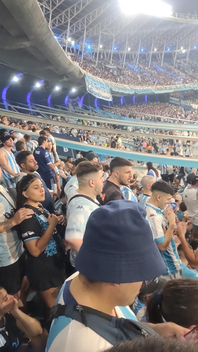 Así vive un tucumano la final de la Recopa Sudamericana