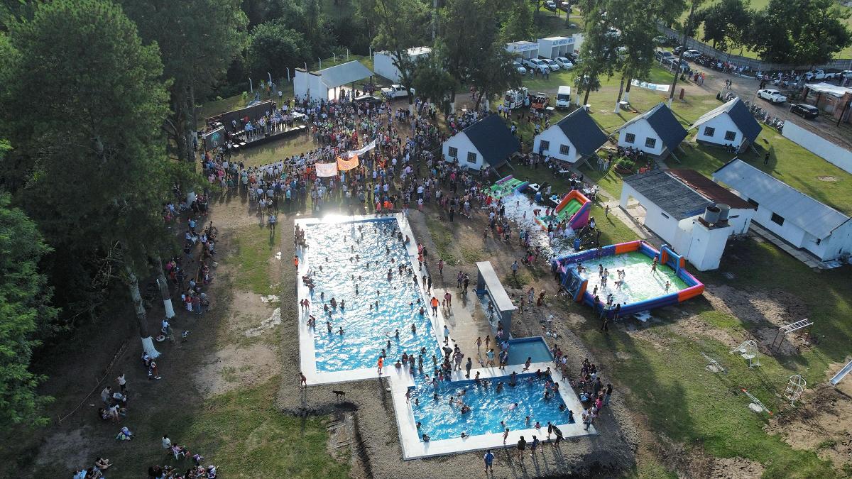 Jaldo inauguró obras en el complejo turístico de Capitán Cáceres