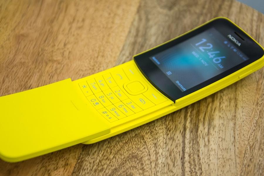 EL TELÉFONO DE NEO. El Nokia 8110 salió en Matrix y también se le conoce como el celular 