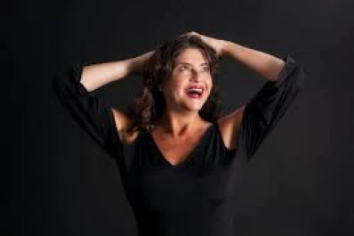 Una “Tertulia de tangos” presenta Mariela Acotto