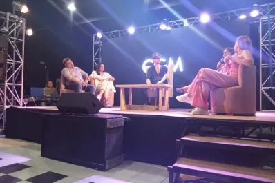 ¿Controlar o liberar al equipo? Panelistas de Creafest debaten sobre liderazgo