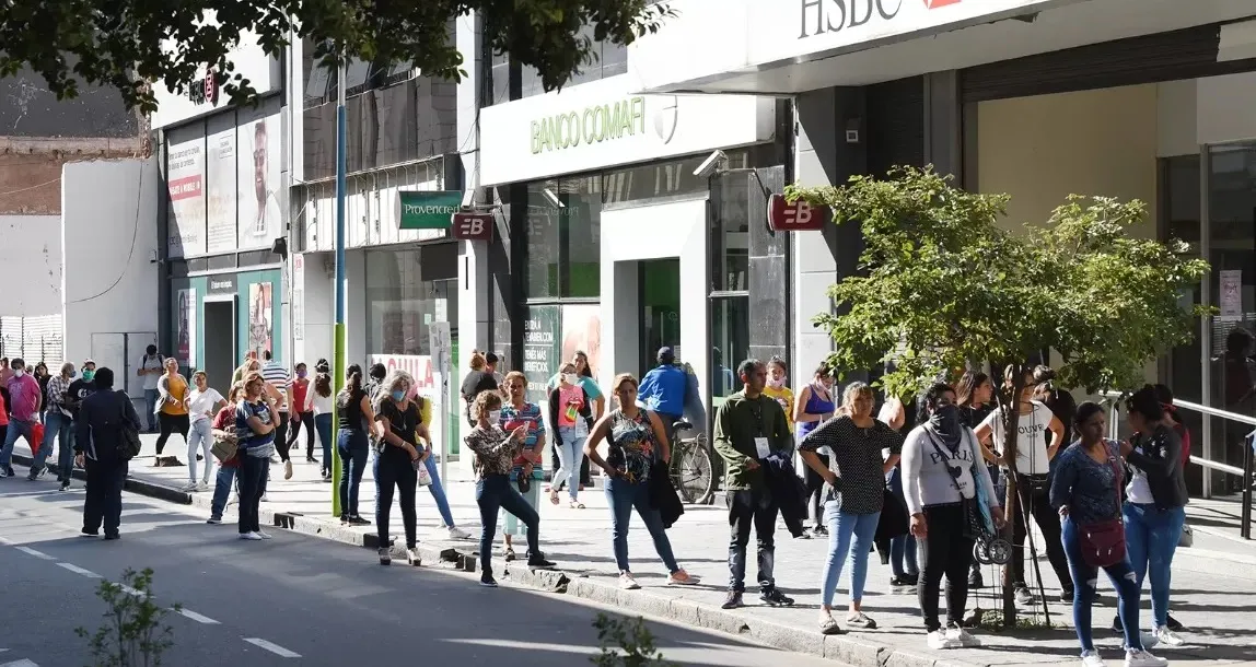 La próxima semana, los bancos cierran durante dos días seguidos