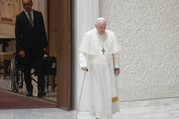 El papa Francisco se recupera: salió del estado crítico y pasó otra noche tranquila