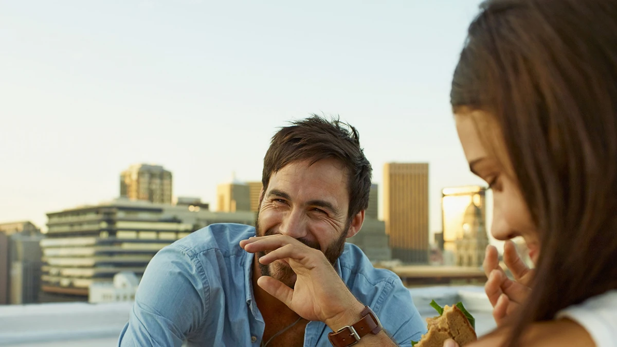 La risa proporciona beneficios para la mente y el cuerpo.