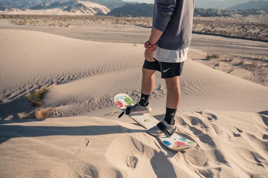 Desde el sandboard hasta excursiones guiadas, este destino se consolida como un atractivo de aventura y naturaleza en el noroeste argentino.