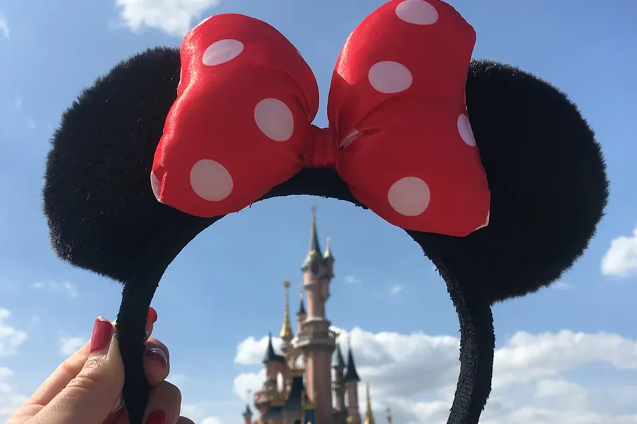 EN MODO REMOTO. Disney dispone de ofertas para trabajar a distancia en sus parques con buenos salarios en dólares. / UNSPLASH