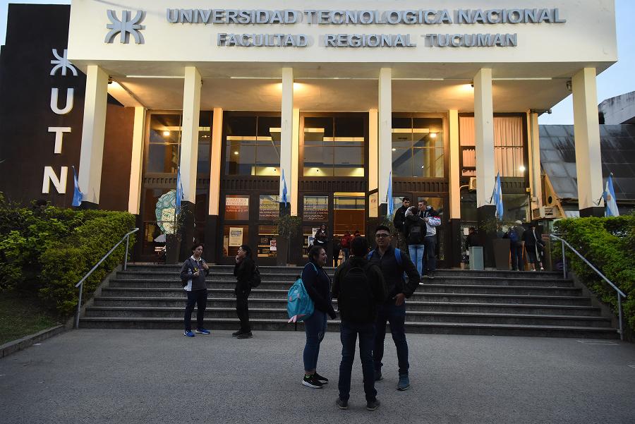 SITUACIÓN EN LA UTN. Las clases comenzarán el 31 de marzo, por ahora, con un panorama incierto en relación al presupuesto. / ARCHIVO LA GACETA