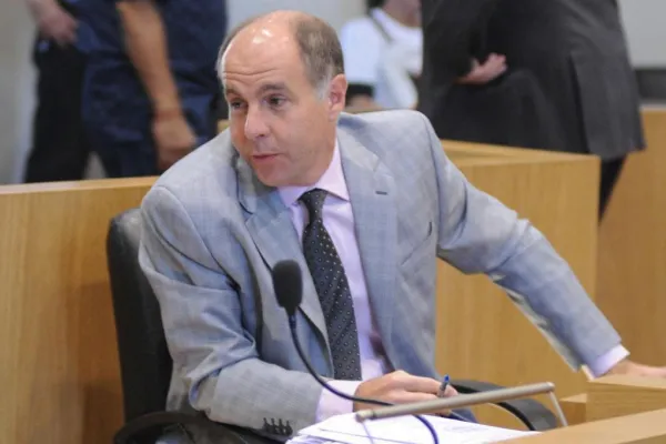 Esta vez le erró feo: Claudio Viña cuestionó a Milei por la designación por decreto del juez Lijo