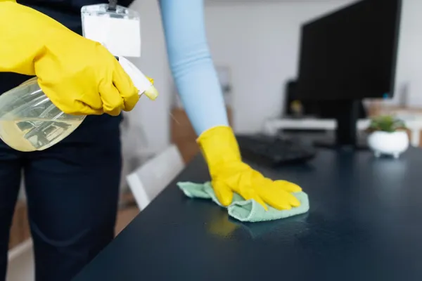 Adiós a las cucarachas: trucos caseros para eliminarlas sin gastar de más