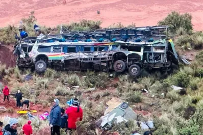 Al menos 25 muertos en nuevo accidente en Bolivia