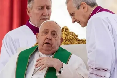 El Papa Francisco sufrió una recaída, tras casi 20 días internado