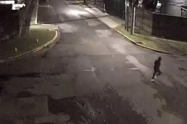 Brutal crimen en un hotel alojamiento: una joven fue asesinada de un disparo