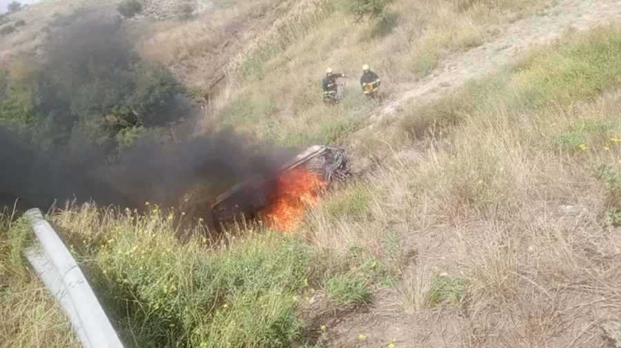 Una joven y su mamá murieron en un accidente cuando viajaban a esparcir las cenizas de su padre