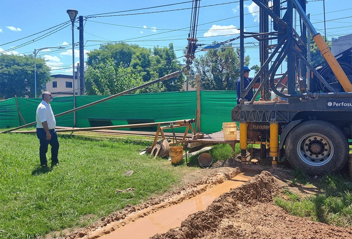 Buscan mejorar la provisión de agua potable en los barrios Don Bosco y Villa Luján