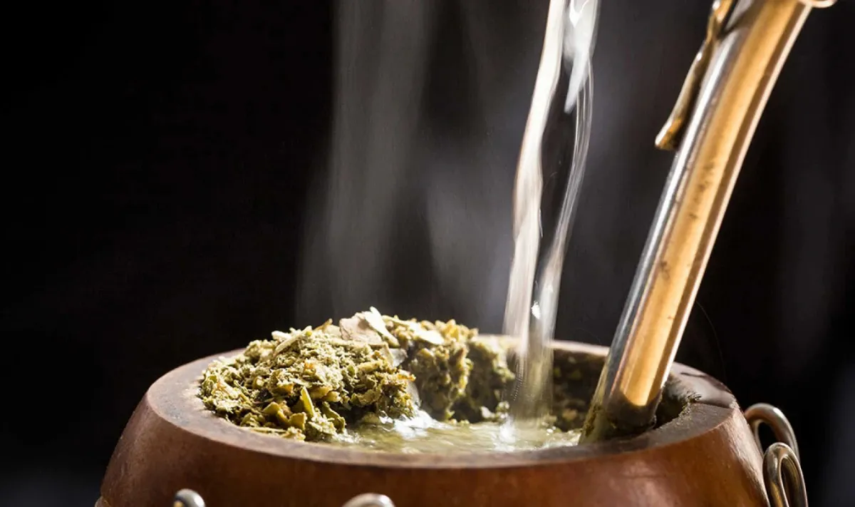 La temperatura ideal del agua para un mate perfecto.