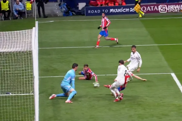 Polémica en el penal de Julián: Real Madrid eliminó a Atlético de Madrid en la definición por penales