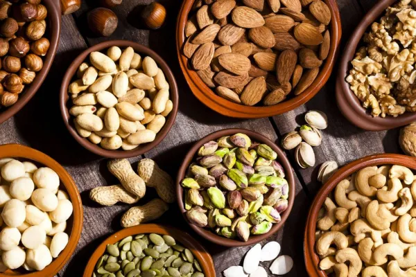 ¿Cuál es el fruto seco más saludable y qué beneficios aporta al organismo?