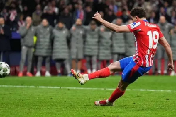 Julián quedó en la foto: Real Madrid avanzó a los cuartos de final con polémica incluída