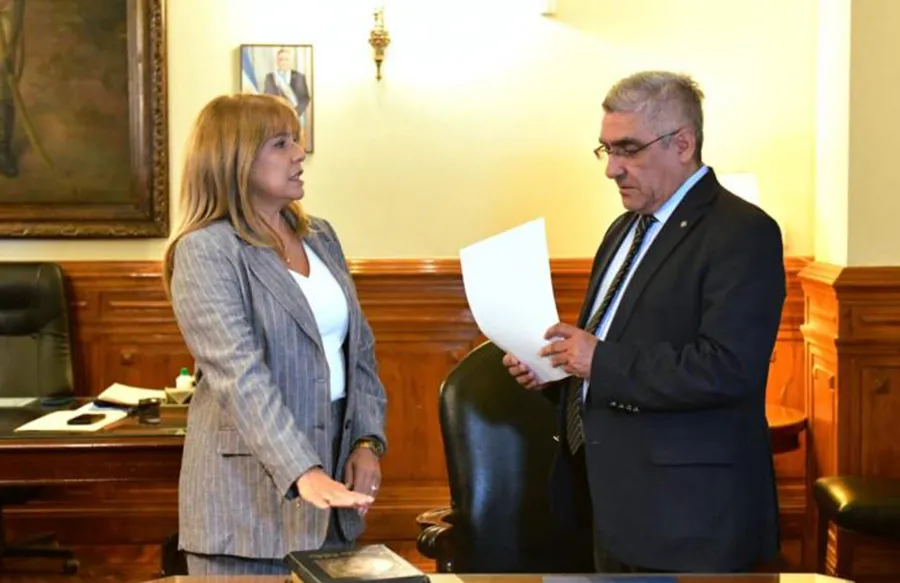 Elena Hurtado asumió como interventora del Subsidio de Salud.