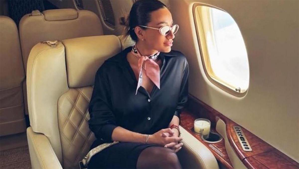 DE LUJO. Laura Arrieta arribó al país en un jet privado, procedente de Miami y con París como destino final.