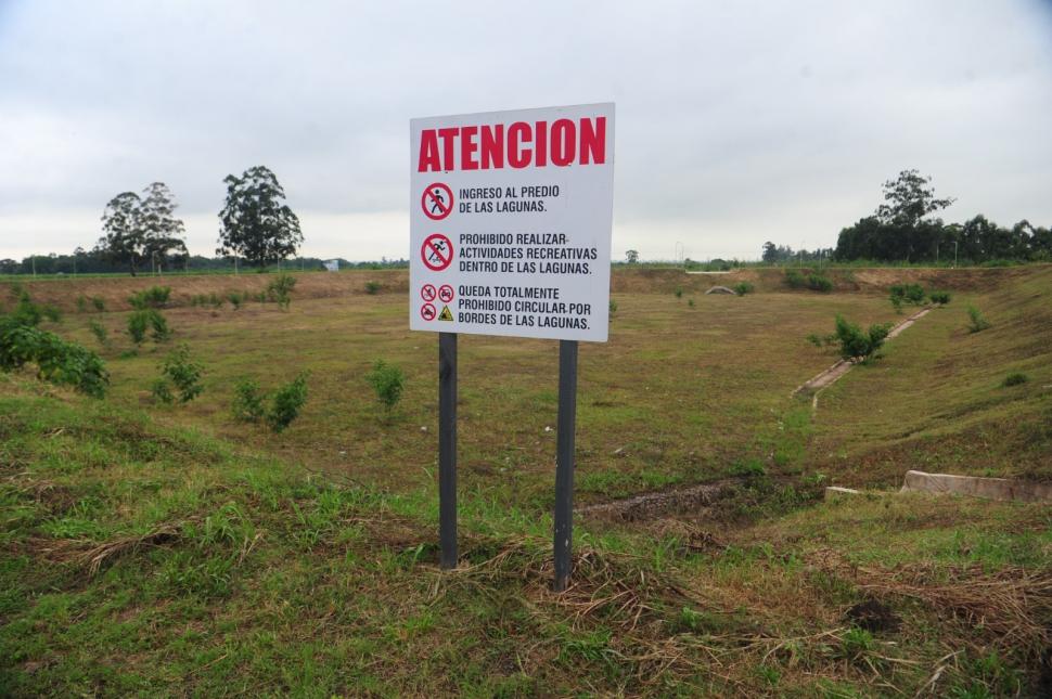 LAGUNAS DE LAMINACIÓN. Junto al Parque Prebisch. Resistieron.