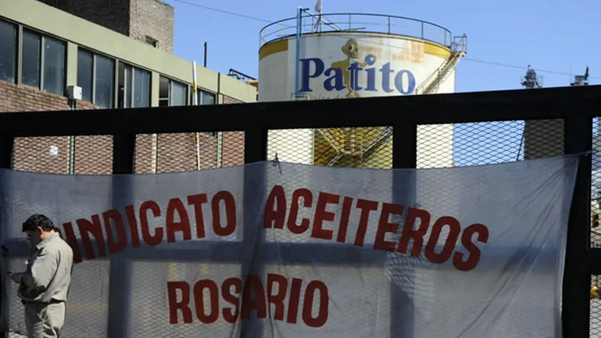 Rosario: se levantó el paro de aceiteros que paralizó la actividad de los puertos