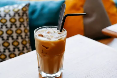 Cinco ingredientes que podés agregar al café para maximizar sus beneficios para el cerebro