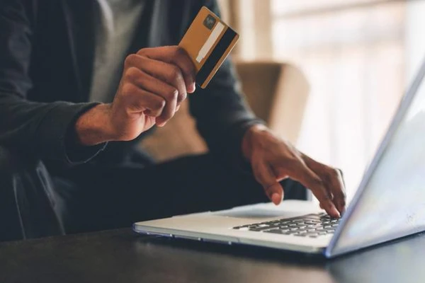 Cómo evitar estafas al donar para los afectados por las inundaciones en Bahía Blanca